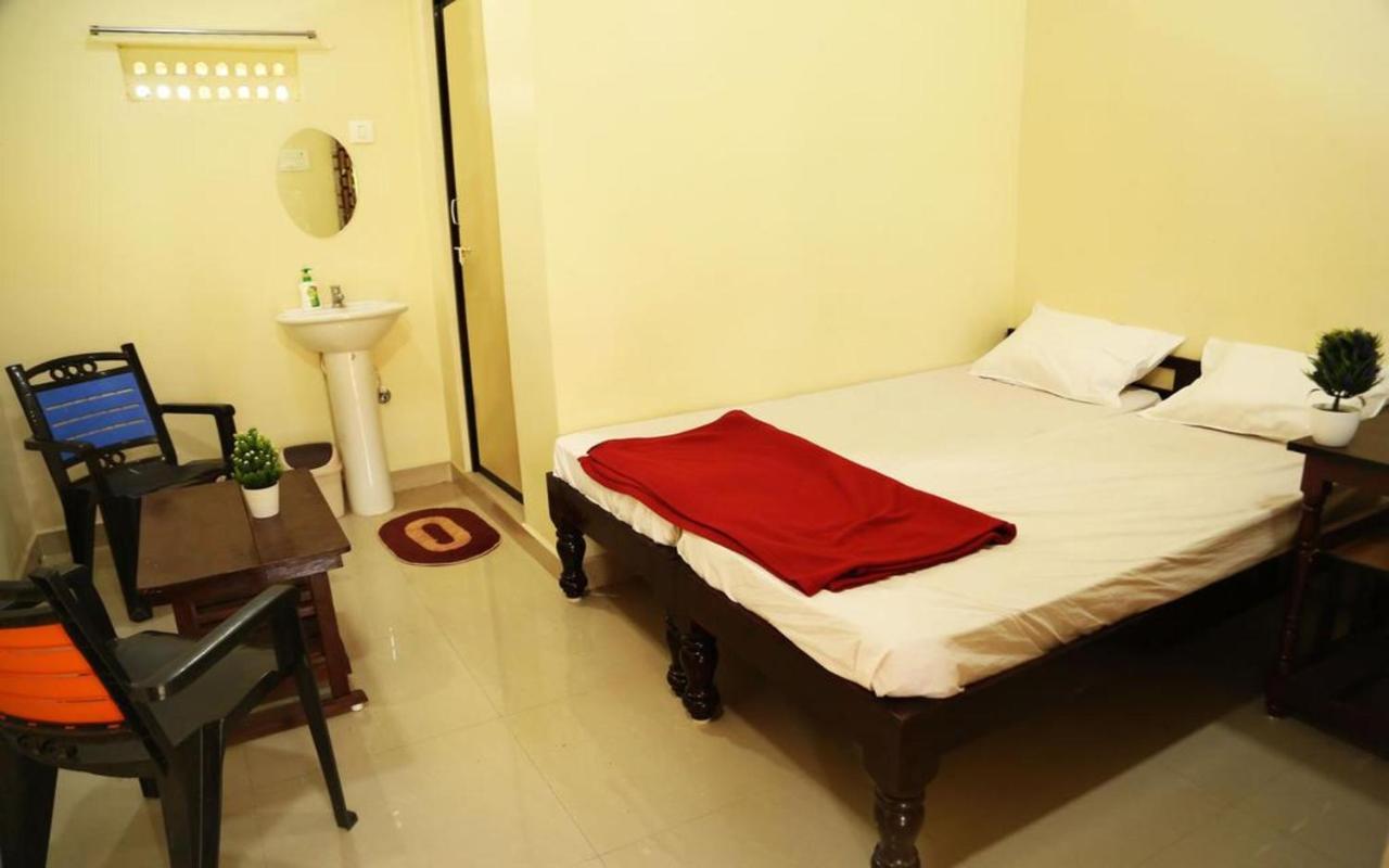 Hotel Megha Resort Hampi Eksteriør bilde