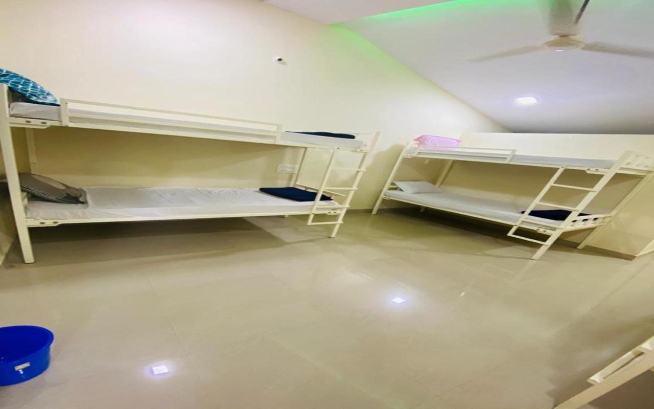 Hotel Megha Resort Hampi Eksteriør bilde