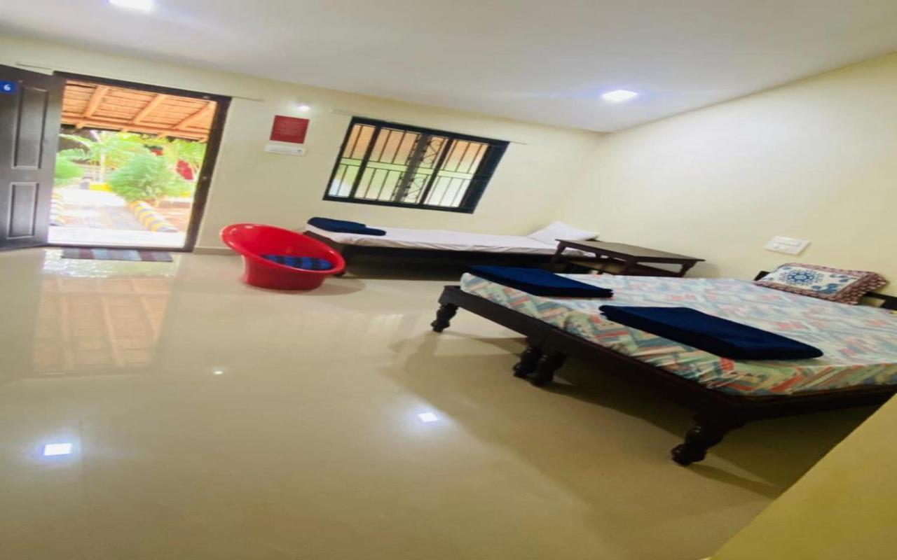 Hotel Megha Resort Hampi Eksteriør bilde