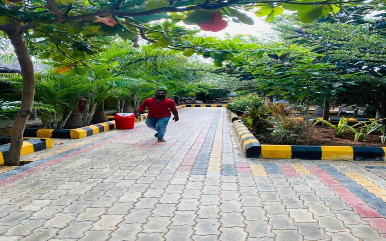 Hotel Megha Resort Hampi Eksteriør bilde