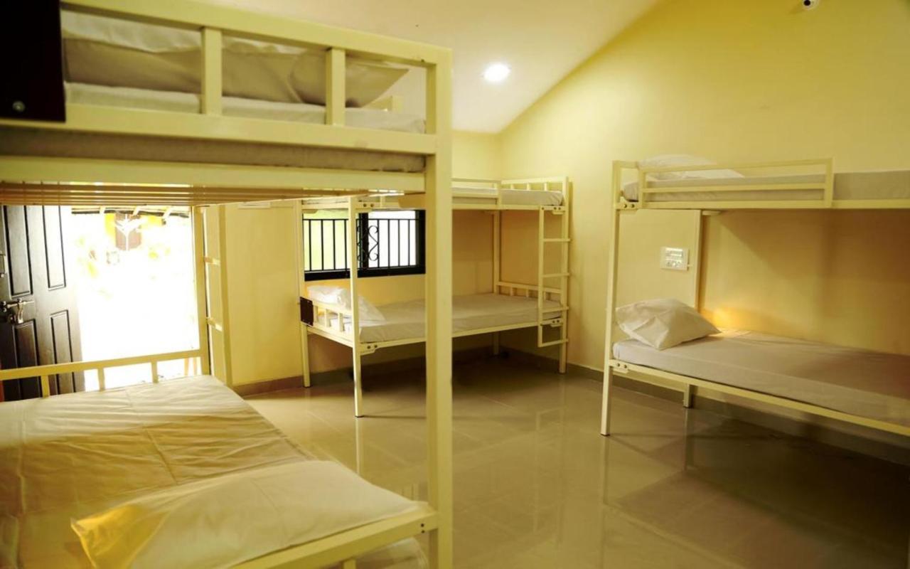 Hotel Megha Resort Hampi Eksteriør bilde